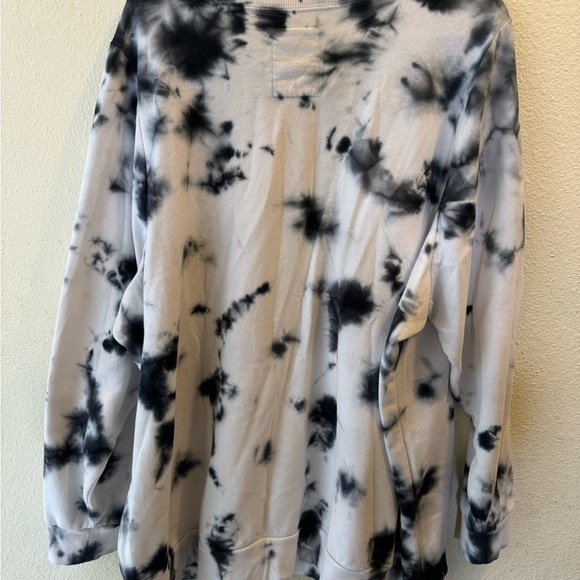 Agrettsuko Tye Dye Sweater Plus Size - Picture 5 of 5
